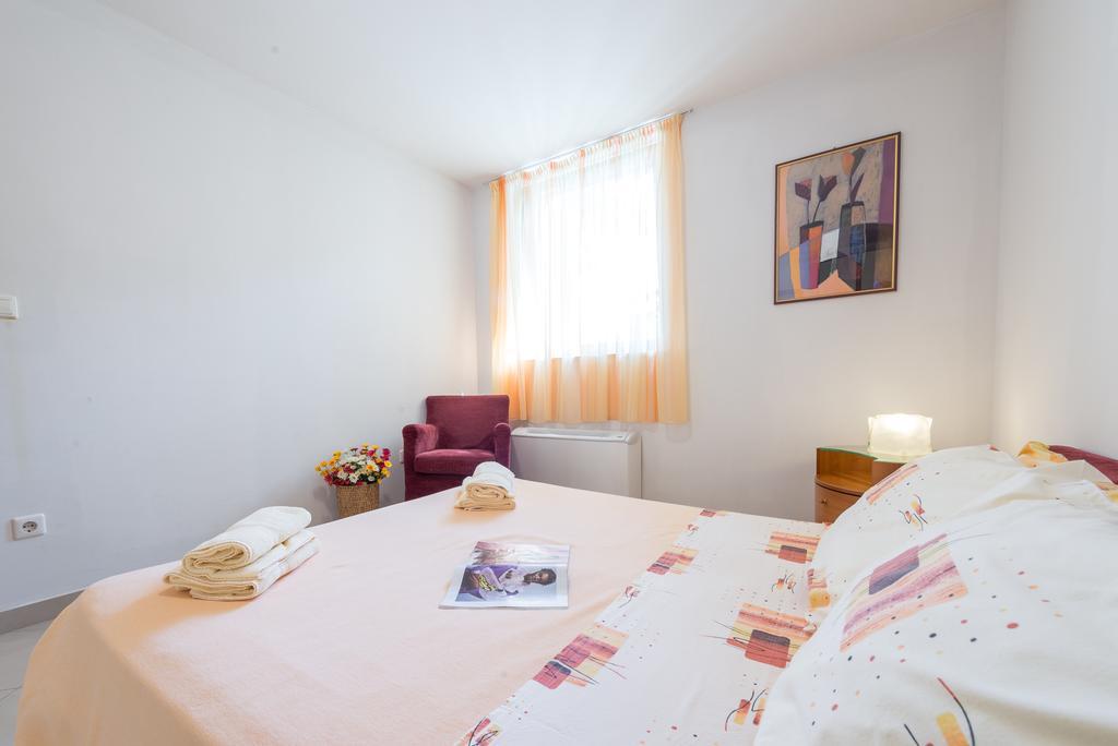 קאבטאט Apartment Dora מראה חיצוני תמונה